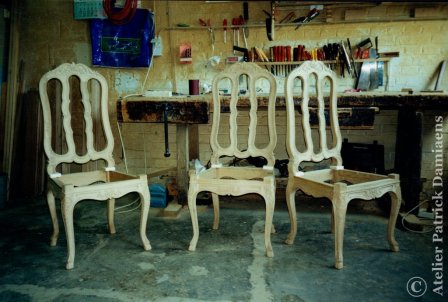 Chaises liégeoises avec pieds en cabriole | Style Régence liégeois