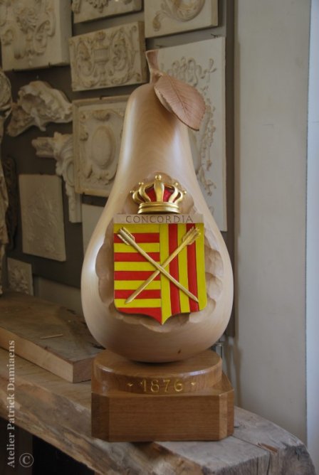 Société royale de tir à l'arc Concordia de Peer (Belgique) | Trophée bois sculptée