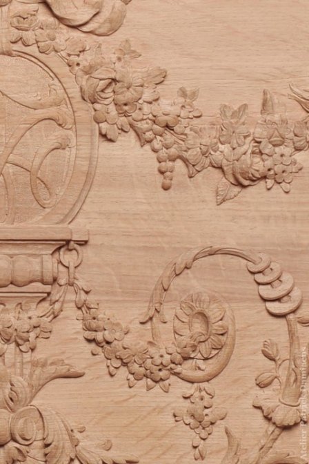 Un ornement classique de style Louis XVI | Ornements en bois pour lambris et boiseries